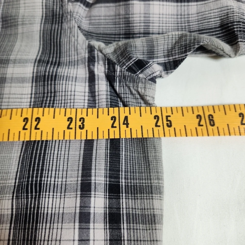 North Face Pearl Snap Men's XL Plaid Short Sleeve Shirt - Gray